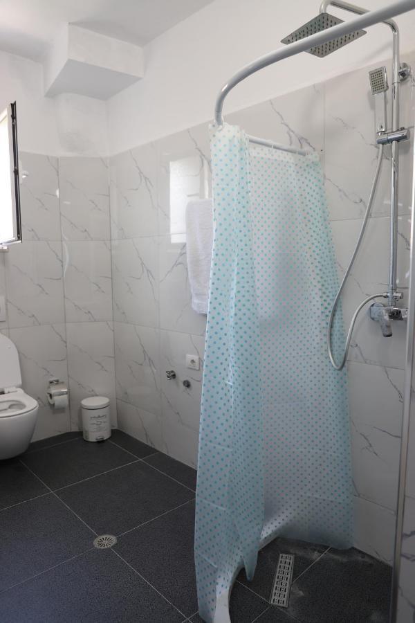 Daniel City Center Apartment Berat Exterior photo